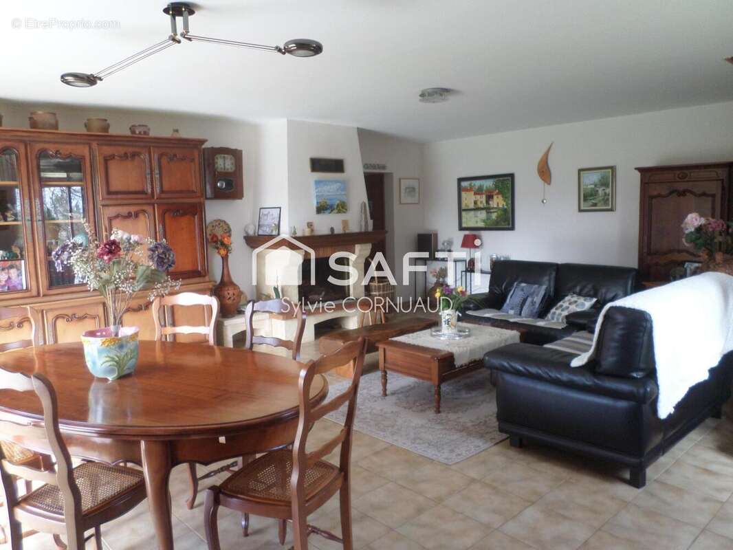 Photo 4 - Maison à SAINTES