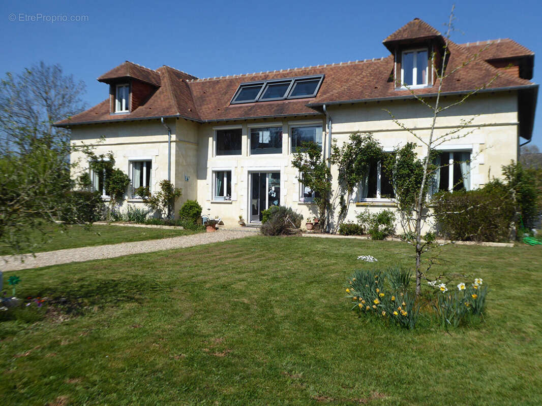 Maison à PONT-L&#039;EVEQUE