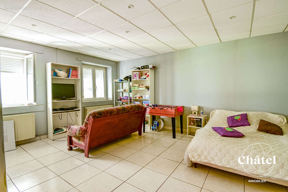 Maison à BAILLEUL-SUR-THERAIN