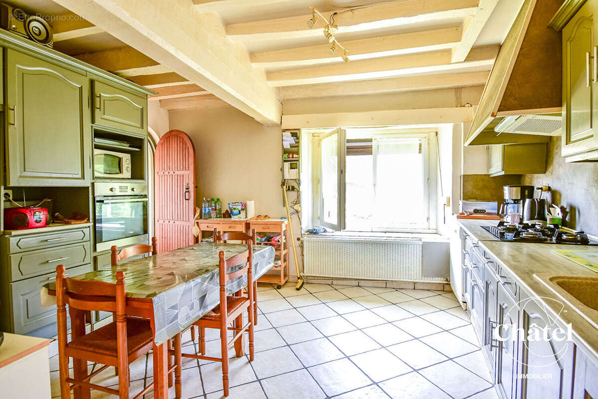 Maison à BAILLEUL-SUR-THERAIN