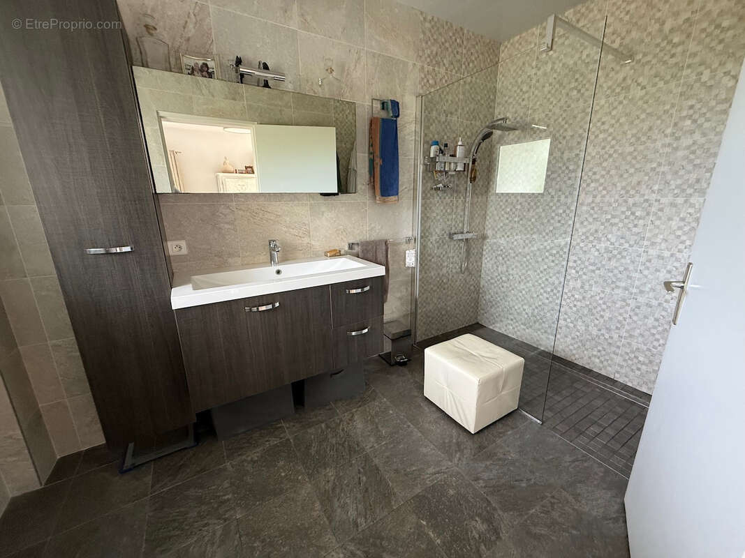 Maison à LE POULIGUEN