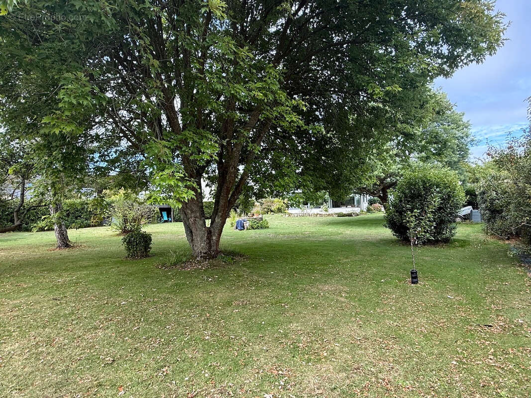 Maison à LE POULIGUEN