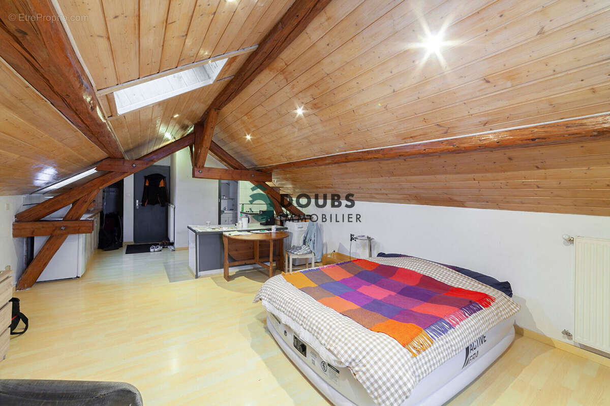 Appartement à FERRIERES-LE-LAC