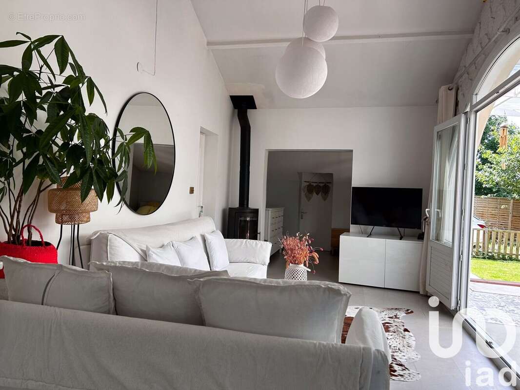 Photo 5 - Maison à CHERISY