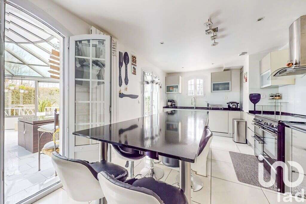 Photo 3 - Maison à CREGY-LES-MEAUX