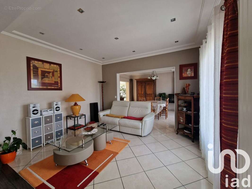 Photo 3 - Maison à MONDEVILLE