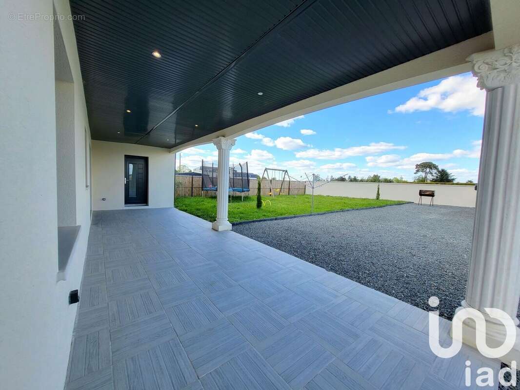 Photo 9 - Maison à CHATELLERAULT