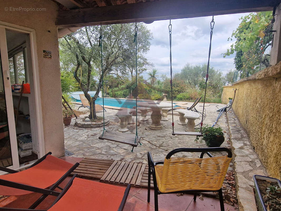 Maison à SAINT-AMBROIX