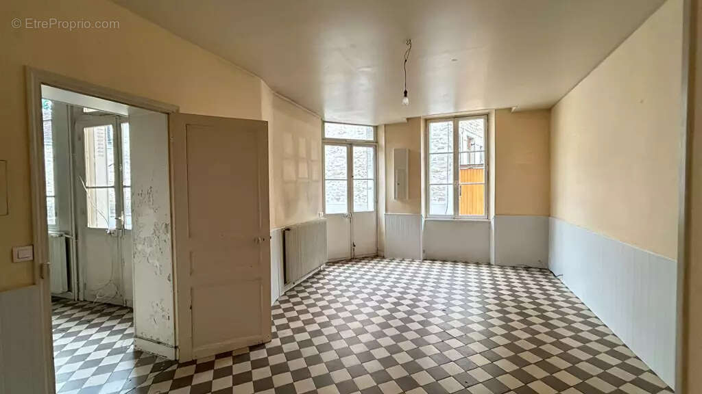 Appartement à BOURRON-MARLOTTE