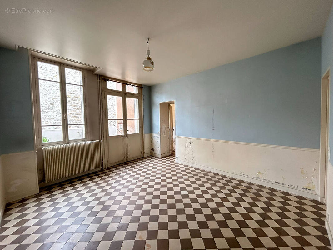 Appartement à BOURRON-MARLOTTE