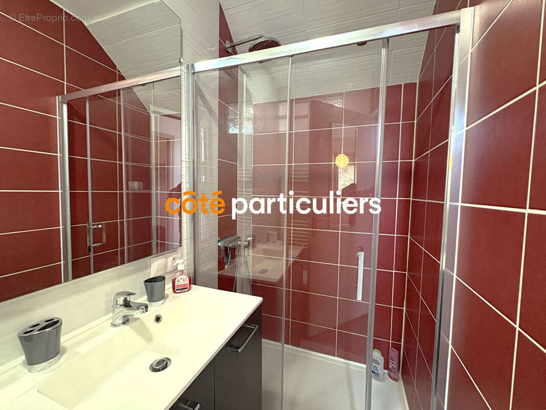 Maison à CHATEAUNEUF-D&#039;ILLE-ET-VILAINE