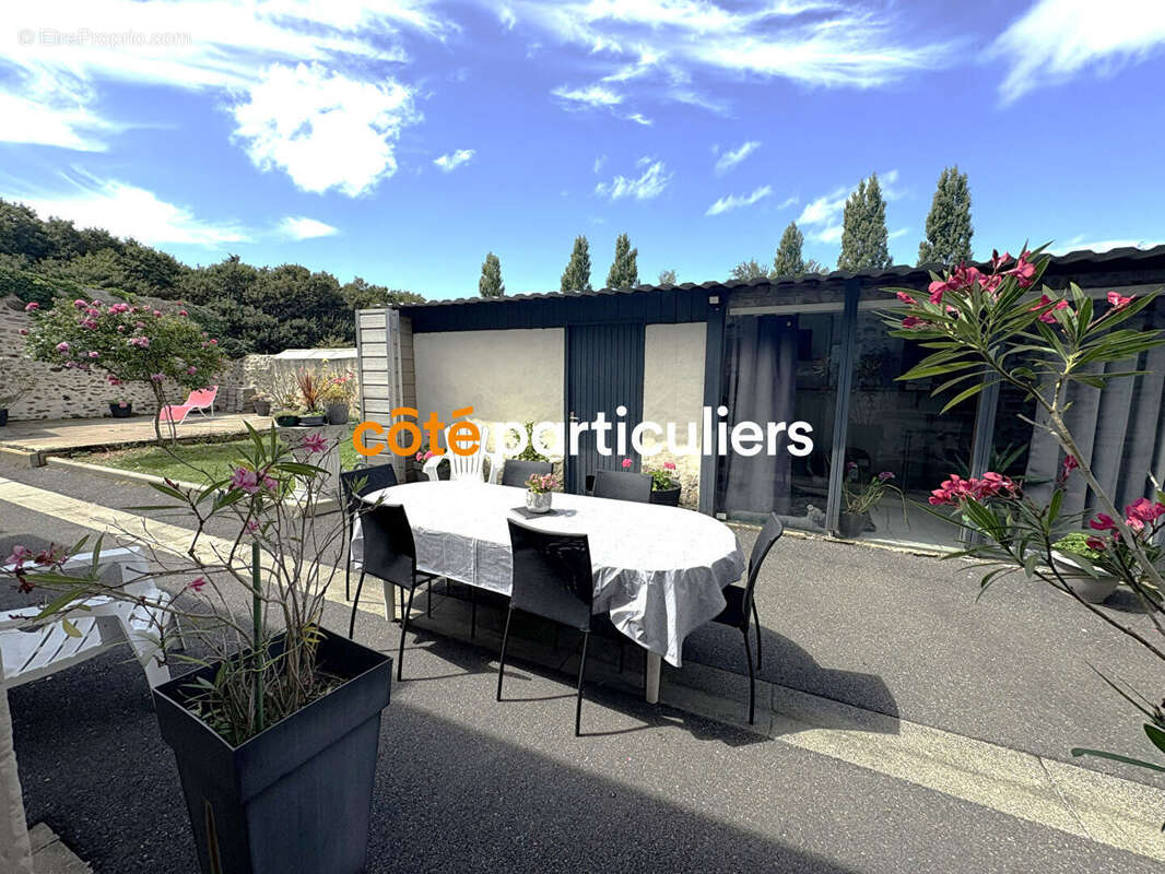 Maison à CHATEAUNEUF-D&#039;ILLE-ET-VILAINE