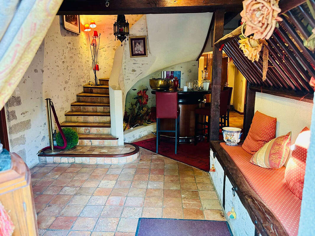 Maison à FRESNAY-SUR-SARTHE