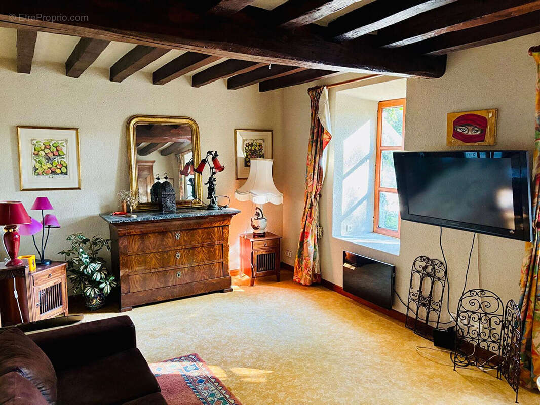 Maison à FRESNAY-SUR-SARTHE