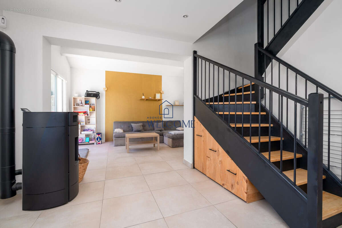 Maison à VENDARGUES