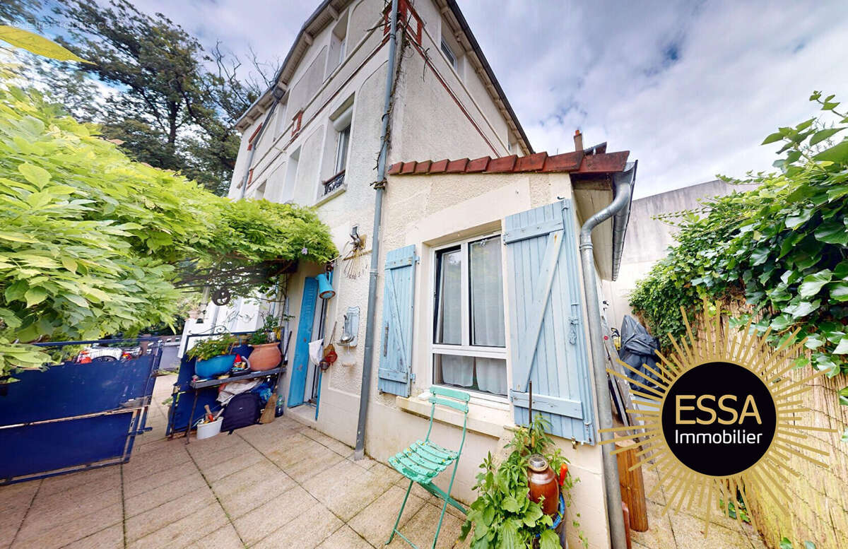 Appartement à CHAVILLE