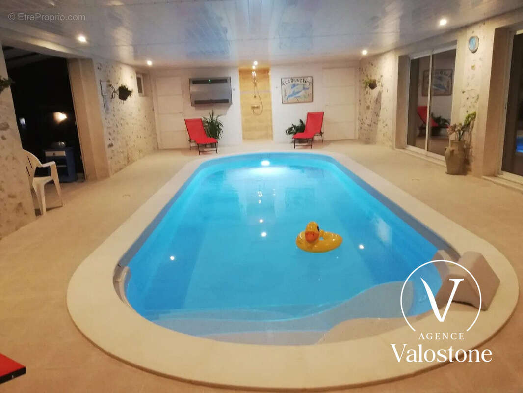 Appartement à MONTSOUE