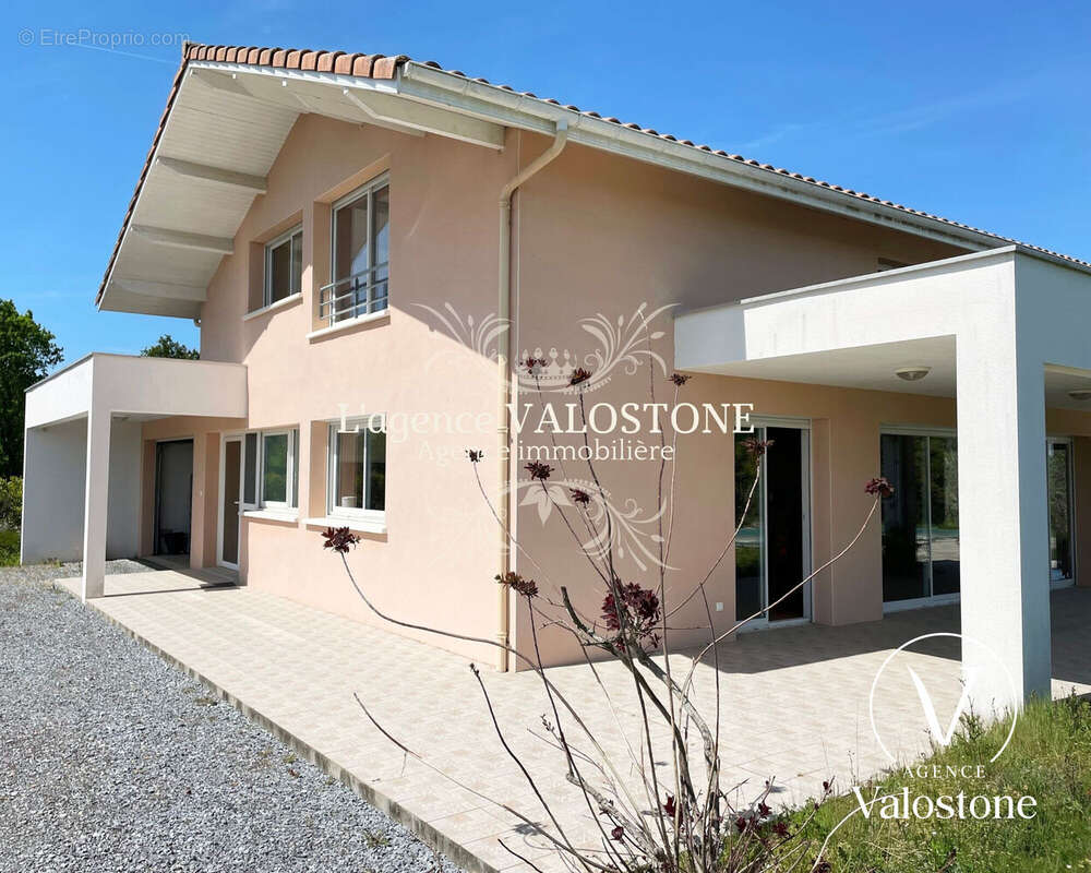 Maison à SAINTE-COLOMBE