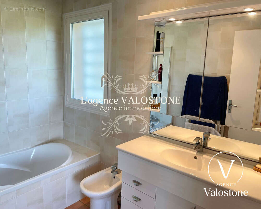 Maison à SAINTE-COLOMBE