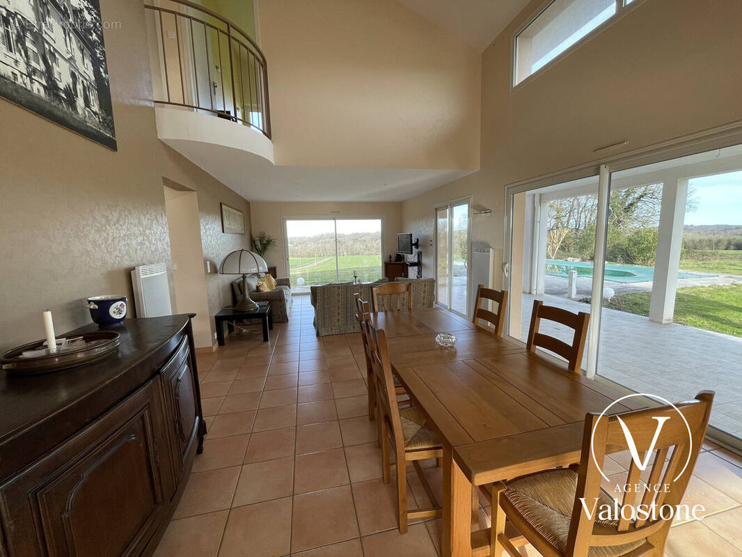 Maison à SAINTE-COLOMBE