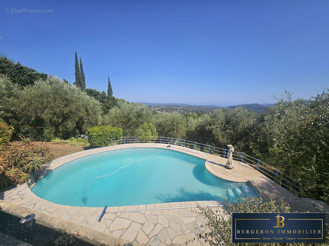 piscine 2 - Maison à CABRIS