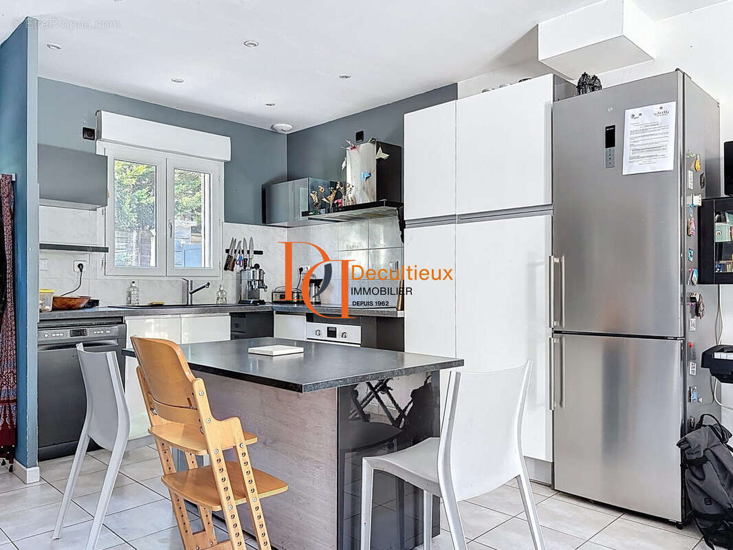 Maison à VAULX-EN-VELIN