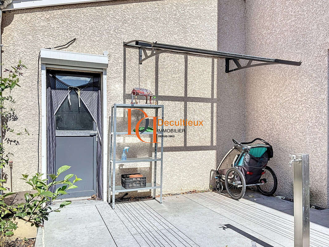 Maison à VAULX-EN-VELIN