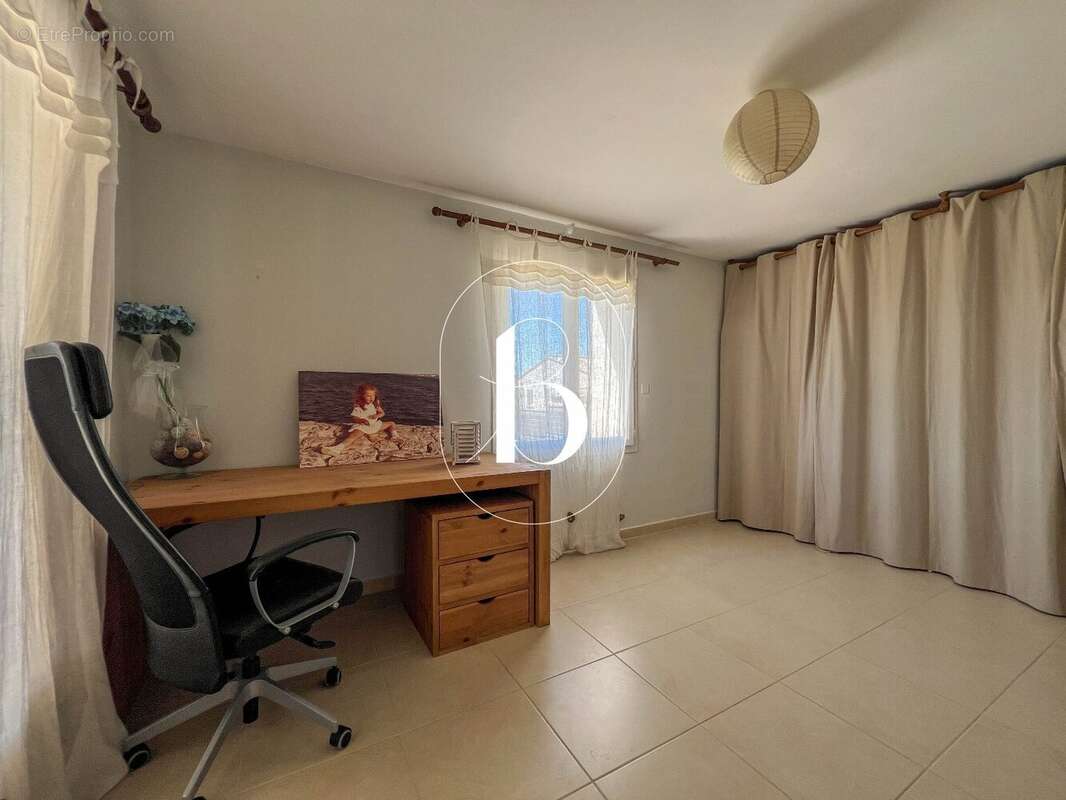 Maison à GOUDARGUES