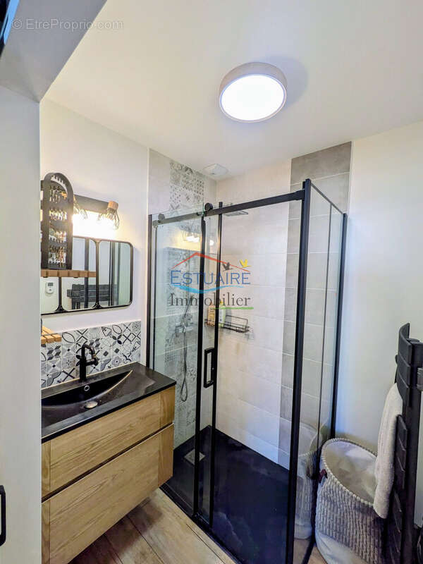 Maison à JOUE-SUR-ERDRE