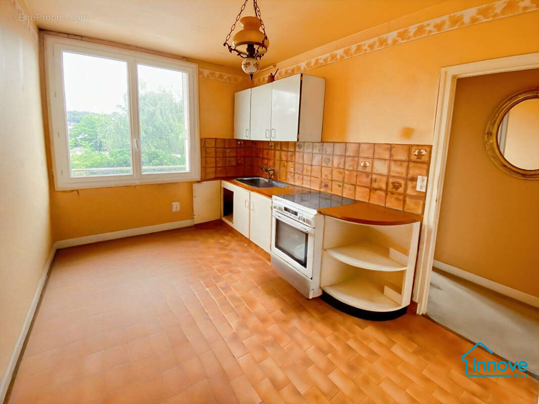 Appartement à LE PLESSIS-ROBINSON