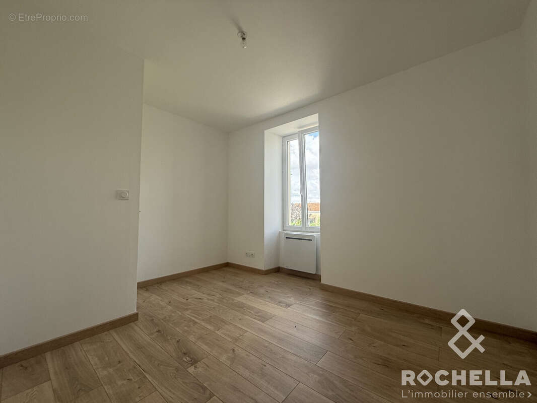 Maison à TONNAY-CHARENTE