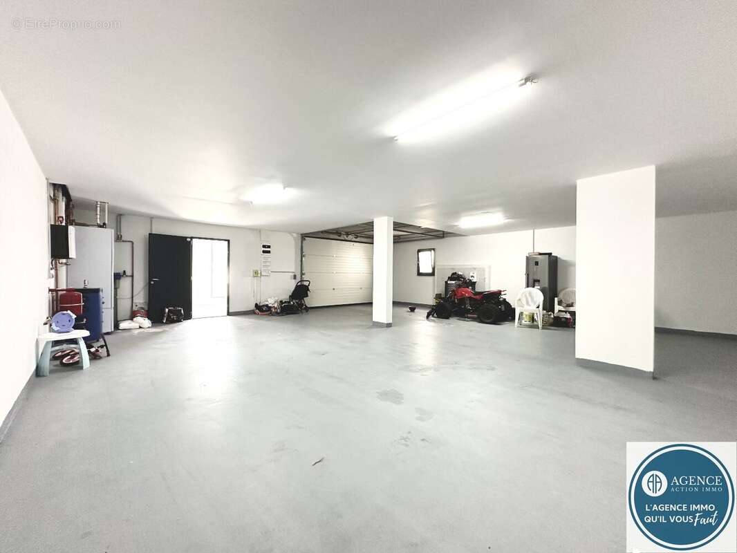 Maison à LE PEAGE-DE-ROUSSILLON