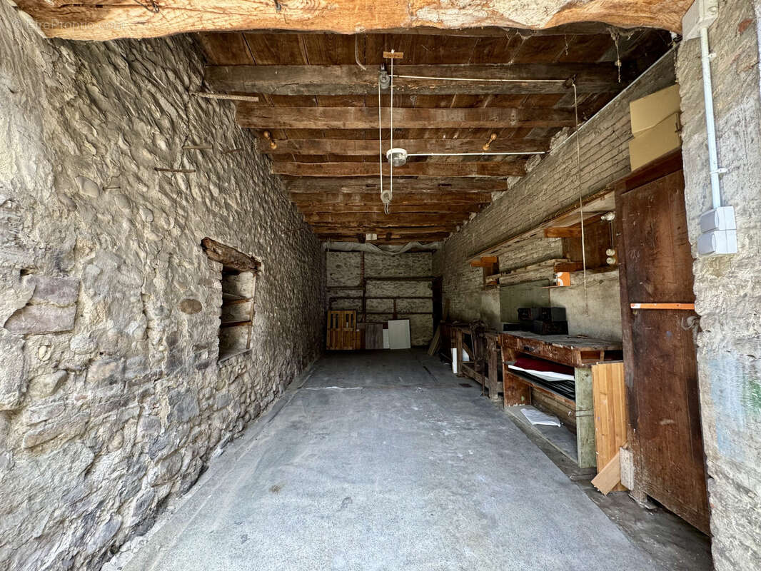 Appartement à RIVES