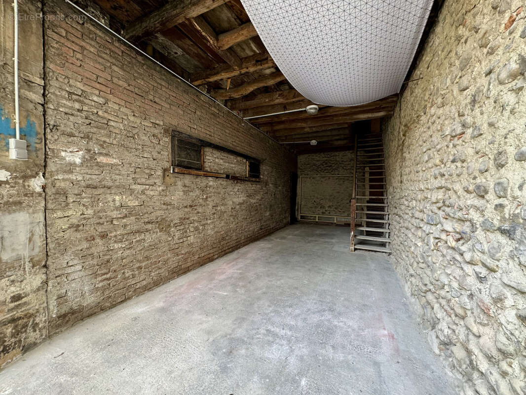 Appartement à RIVES