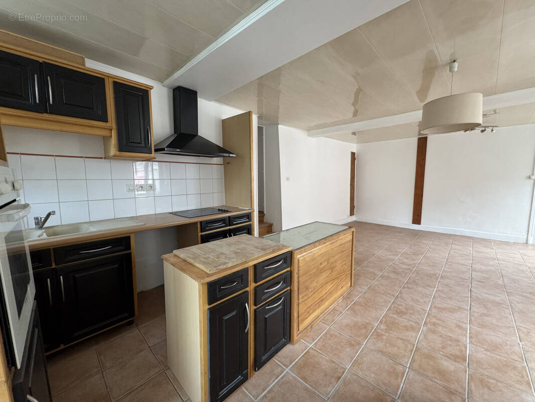 Appartement à RIVES