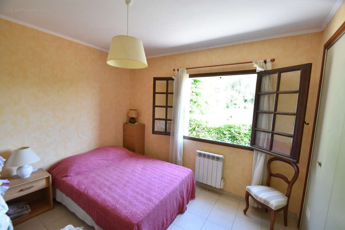 Maison à SAINT-JEANNET