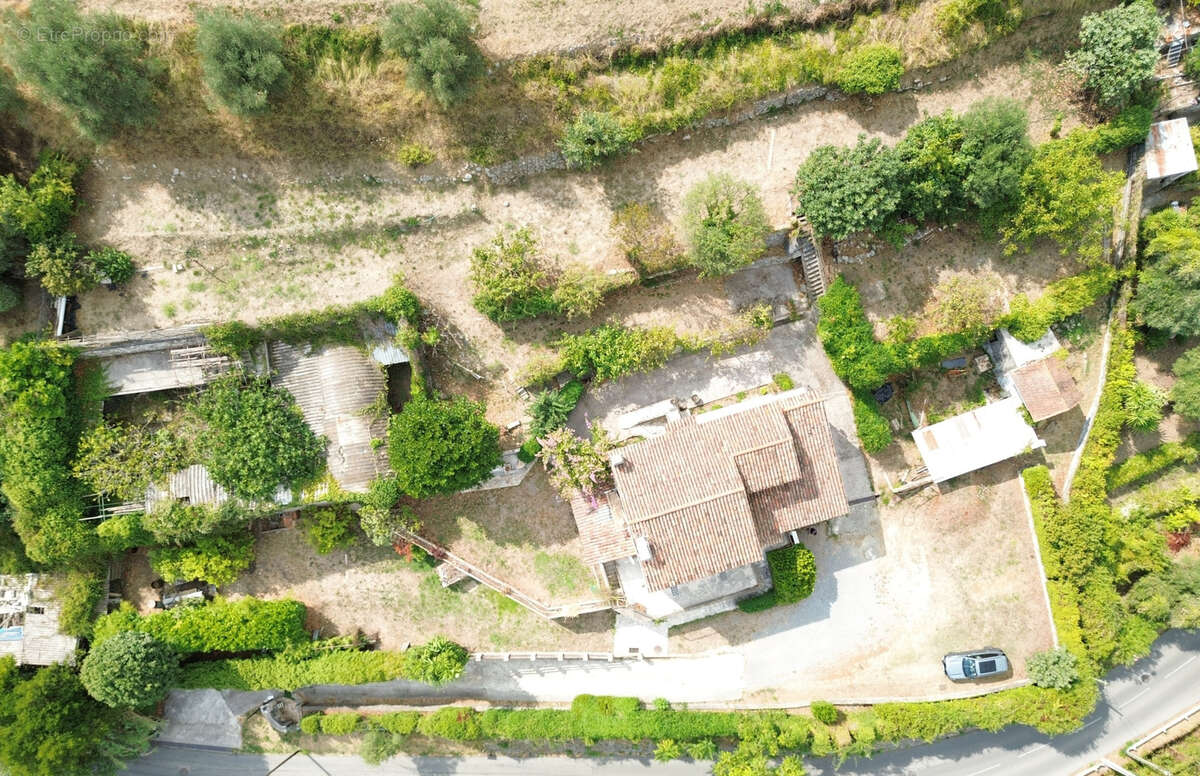 Maison à SAINT-JEANNET