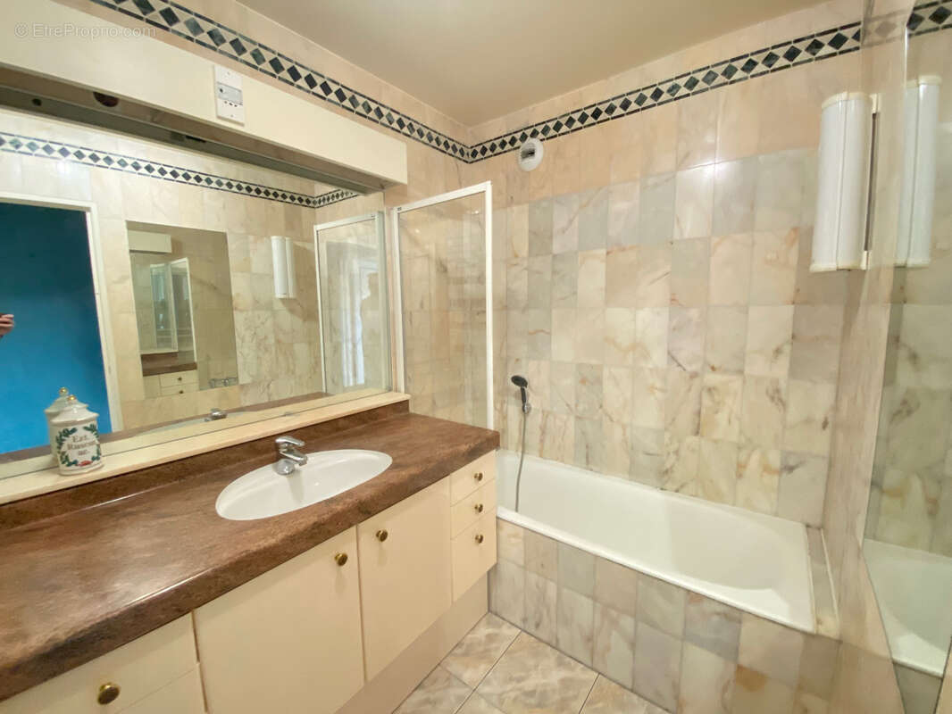 Appartement à SAINT-MAUR-DES-FOSSES