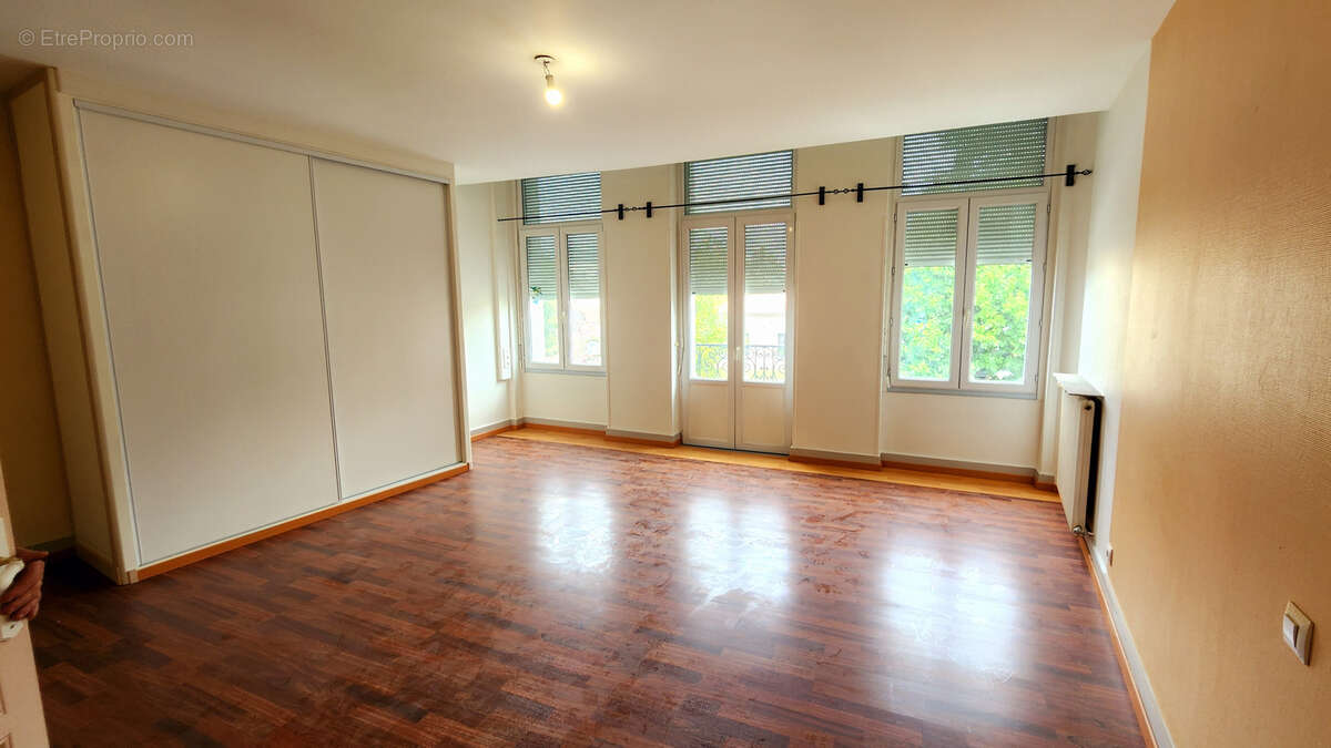 Maison à SAINTE-BAZEILLE