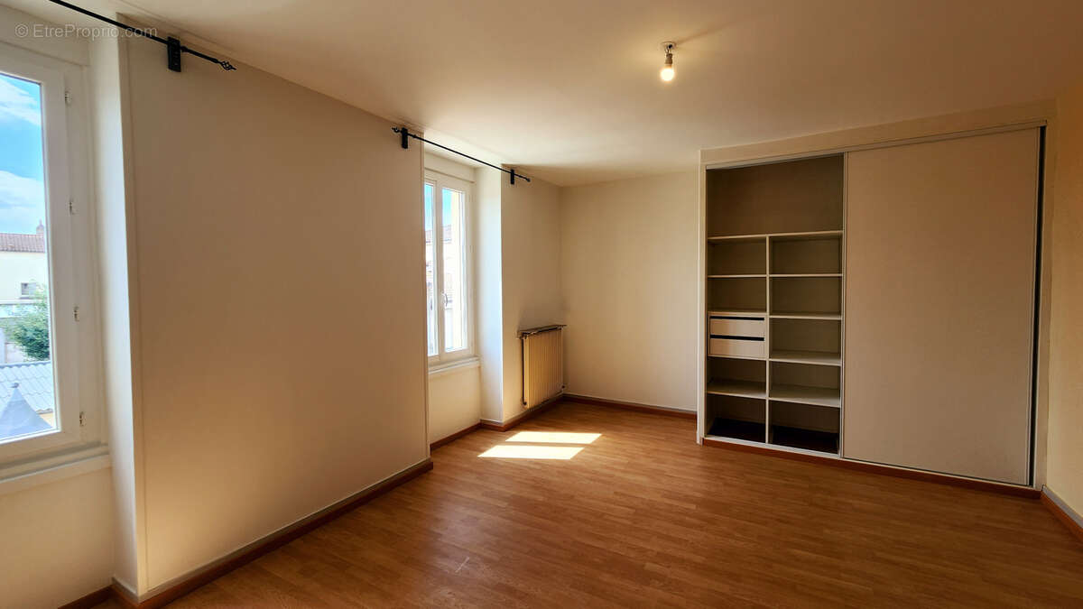 Maison à SAINTE-BAZEILLE