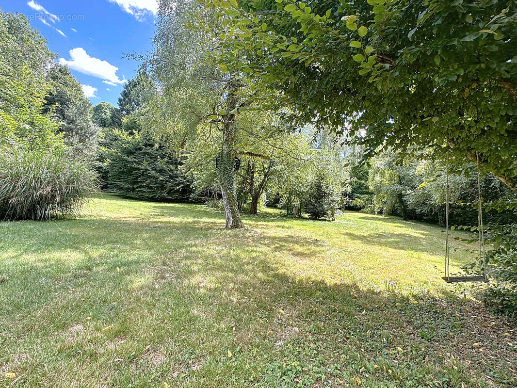 Maison à LA TOUR-DU-PIN