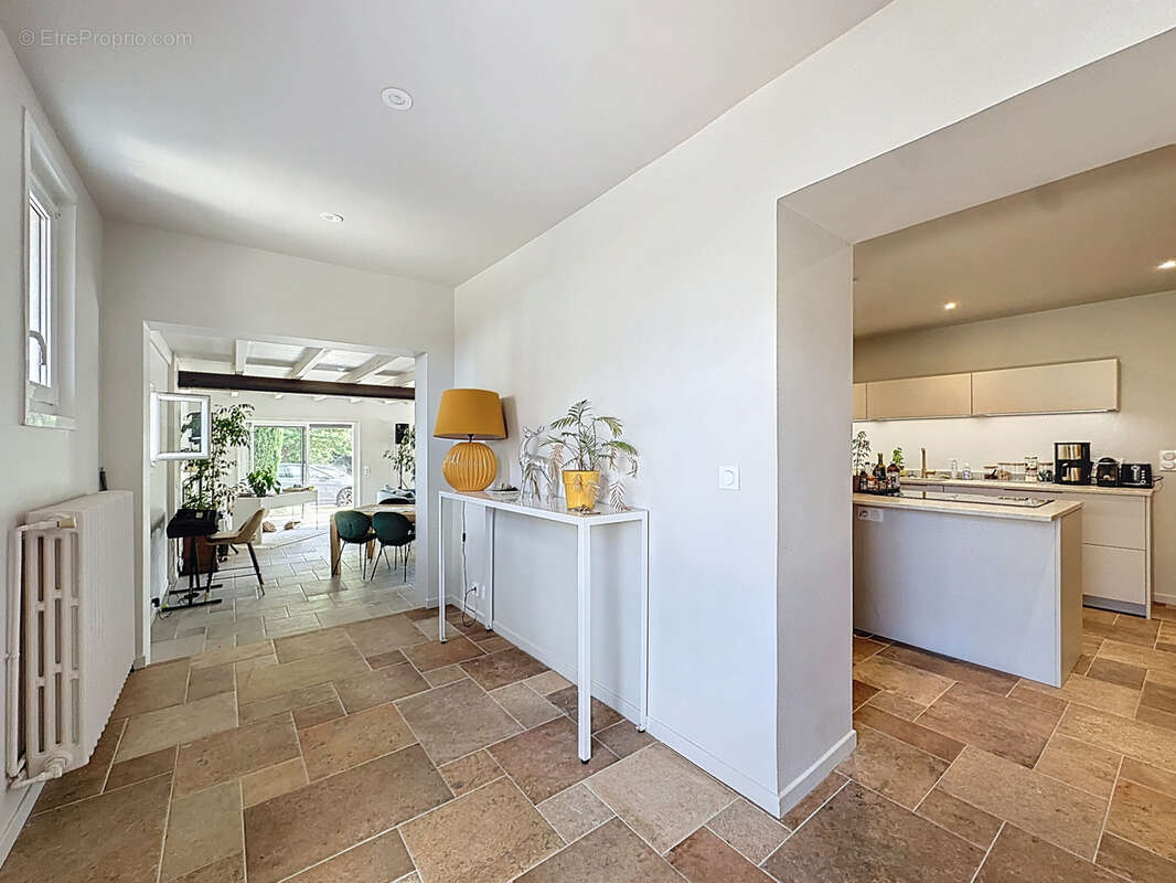 Maison à LA TOUR-DU-PIN