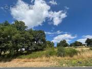 Terrain à TREIGNAC