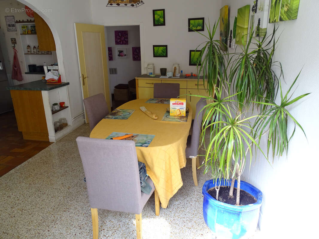 Maison à POINCON-LES-LARREY