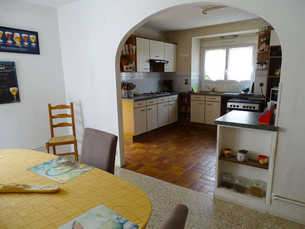 Maison à POINCON-LES-LARREY