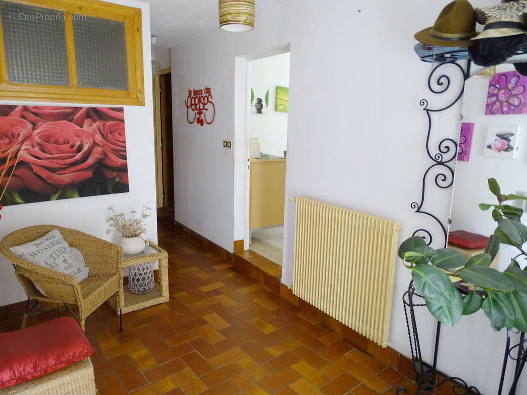 Maison à POINCON-LES-LARREY