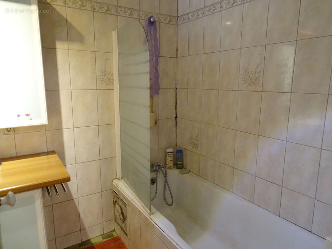 Maison à POINCON-LES-LARREY