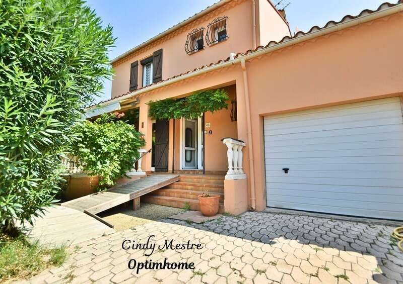 Maison à SAINT-CYPRIEN