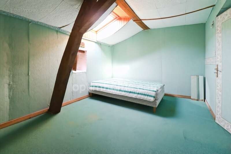 Maison à DOMPIERRE-LES-EGLISES