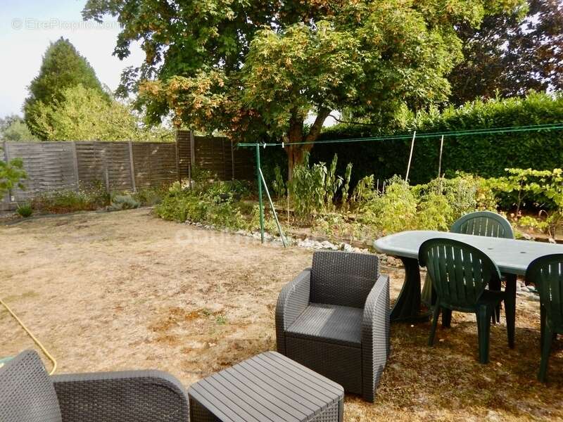 Maison à COULOUNIEIX-CHAMIERS